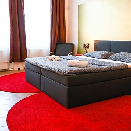 Highlight Suite Augarten Wina Bagian luar foto