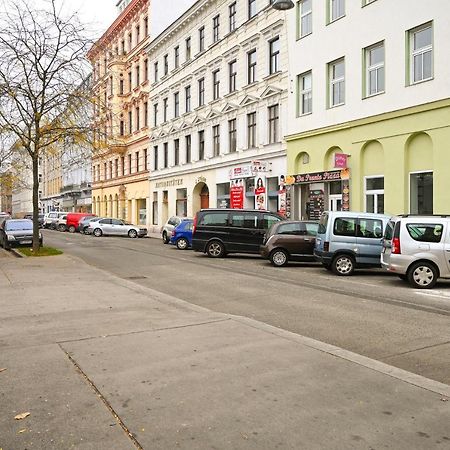 Highlight Suite Augarten Wina Bagian luar foto