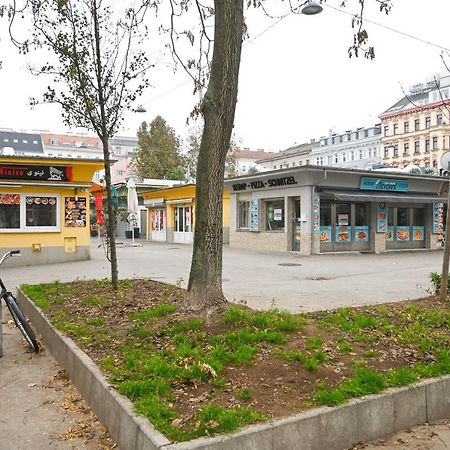 Highlight Suite Augarten Wina Bagian luar foto