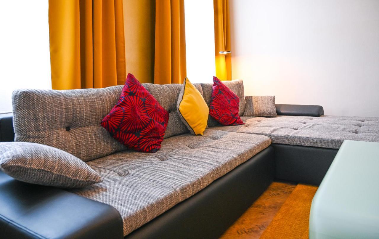 Highlight Suite Augarten Wina Bagian luar foto