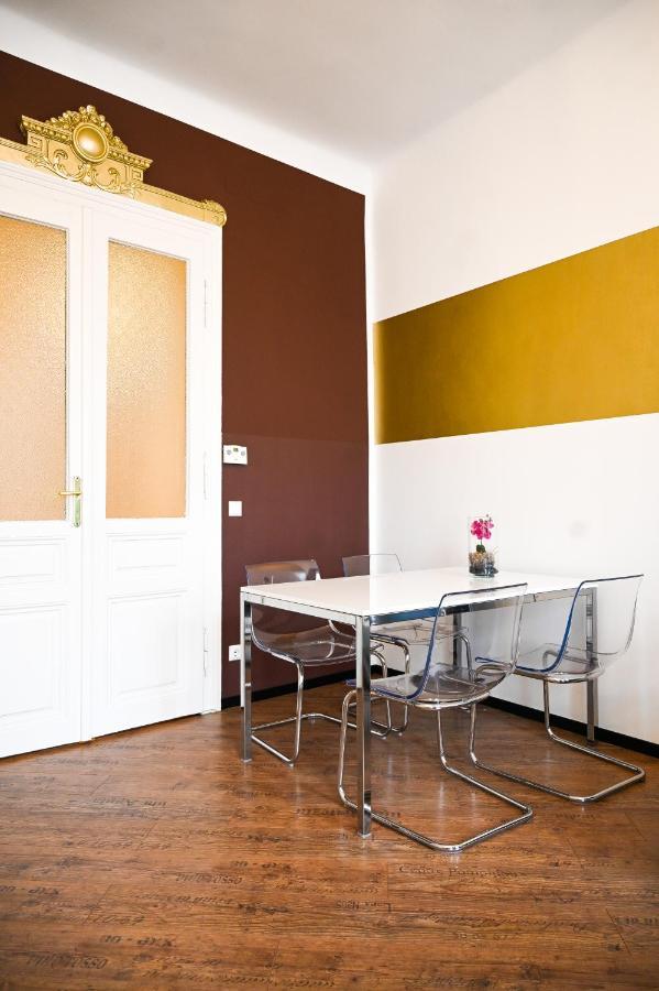 Highlight Suite Augarten Wina Bagian luar foto